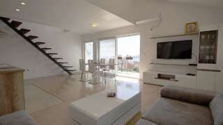 Апартаменты Lux Apartment Queen Будва Апартаменты Делюкс-1